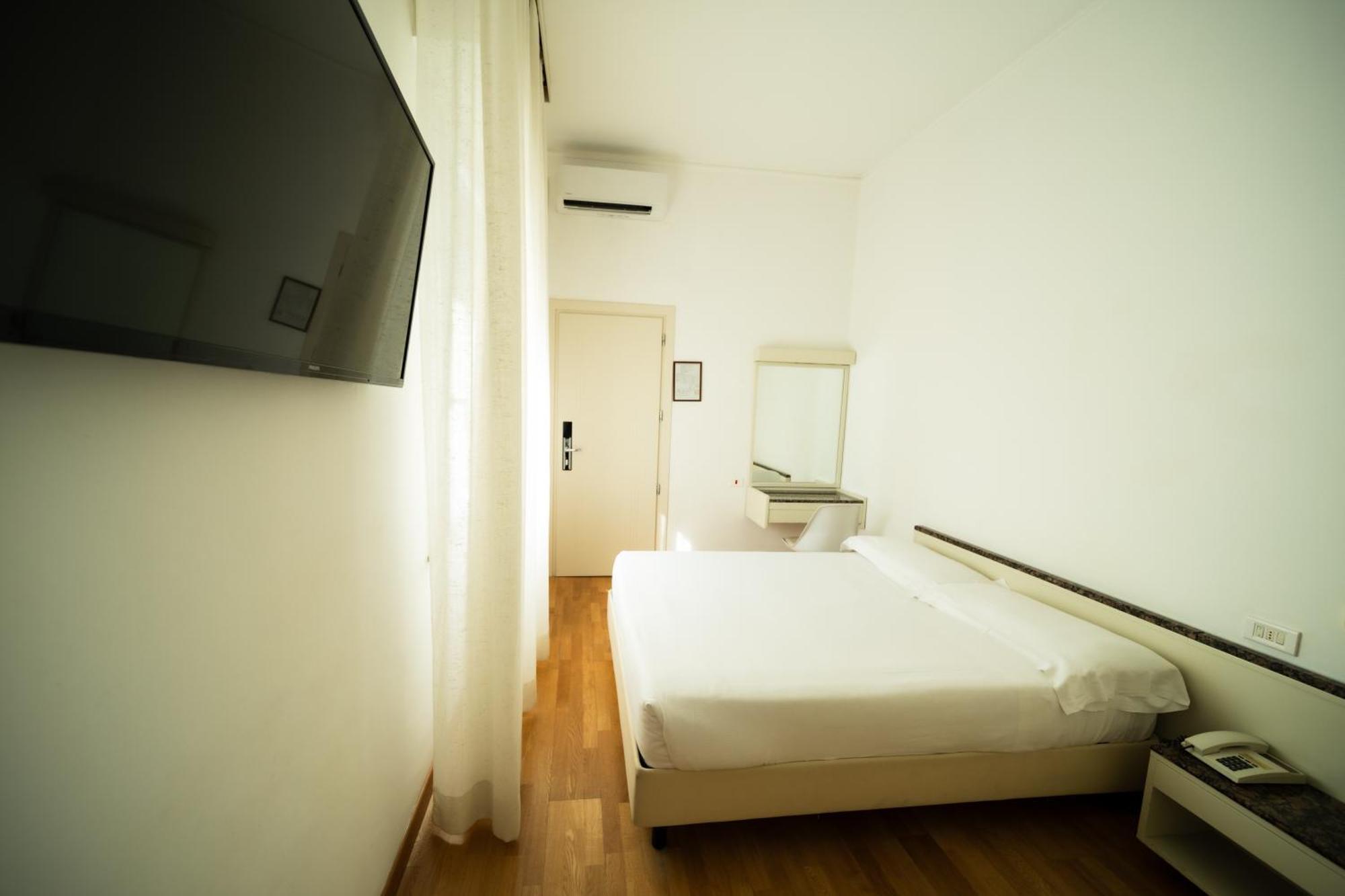 Hotel Rosabianca Rimini Zewnętrze zdjęcie