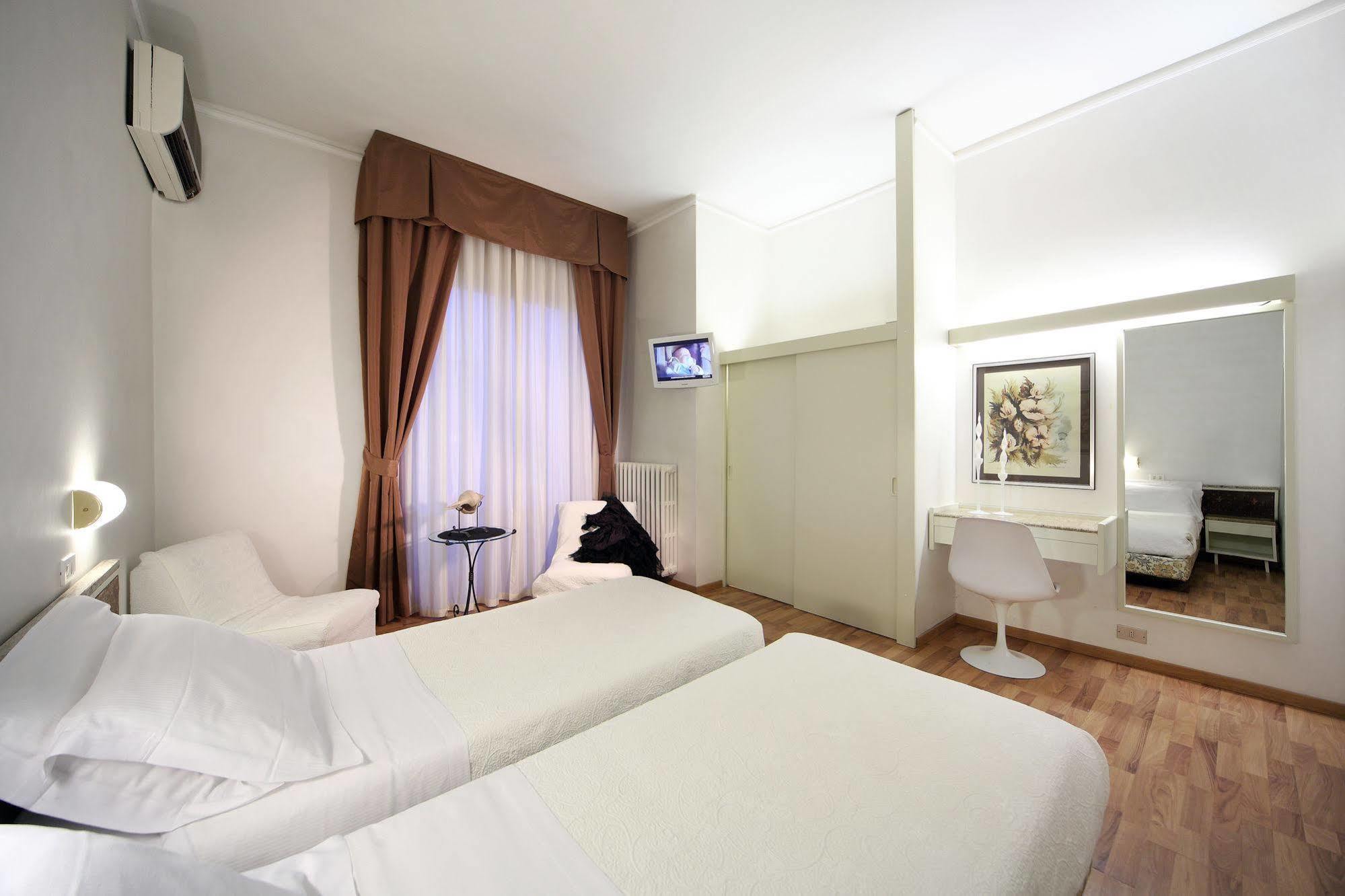 Hotel Rosabianca Rimini Zewnętrze zdjęcie